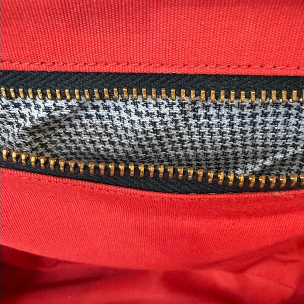 Mid Century Vintage Patent Leather Structured Handbag - Picture 6 of 10